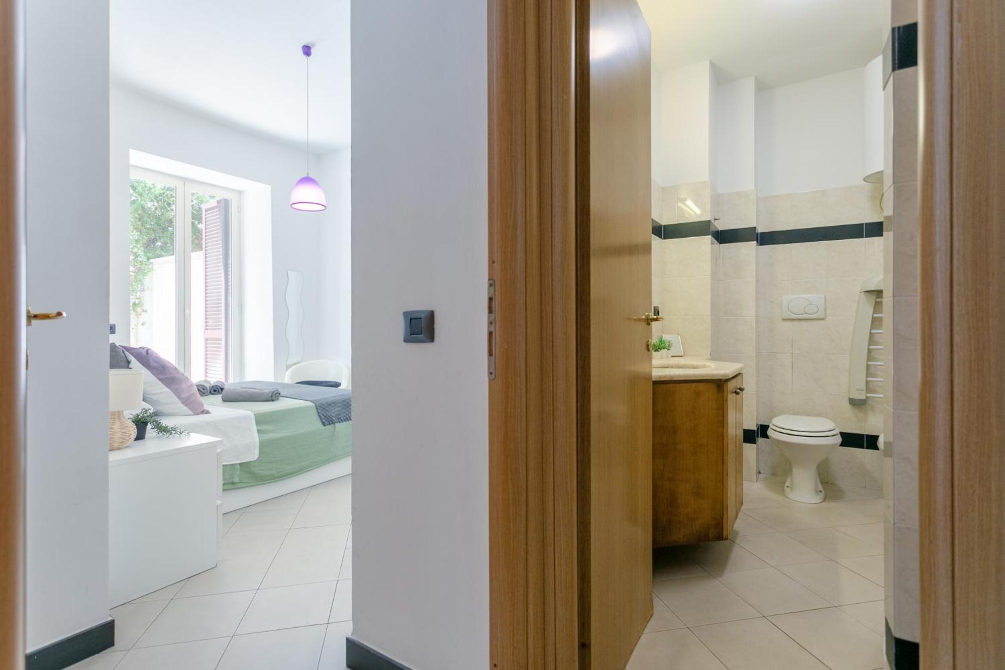 Holiday Homes Rome - Green Apartment S Camillo - Near Trastevere Exteriör bild